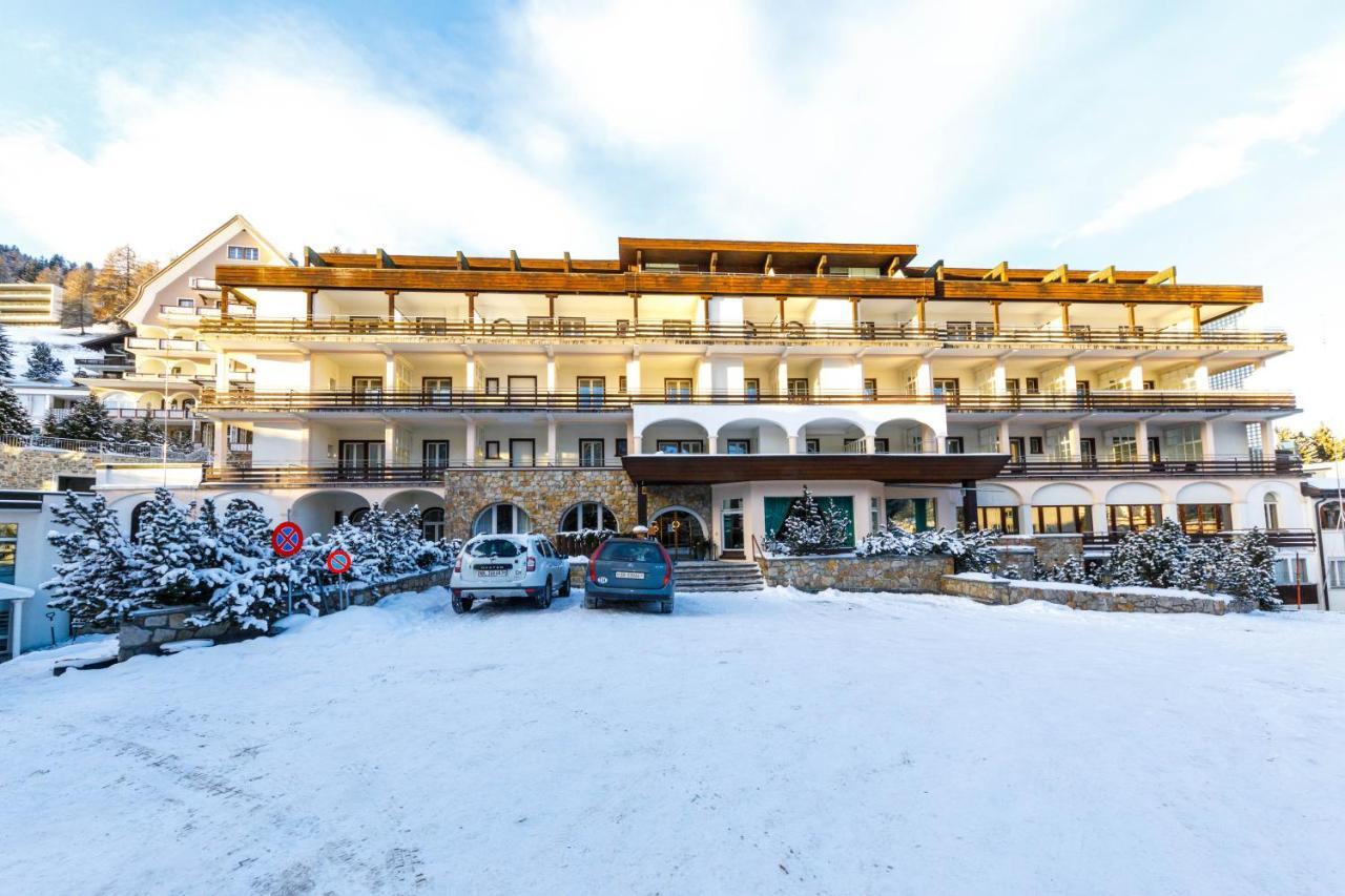 Hotel Derby Davos Bagian luar foto